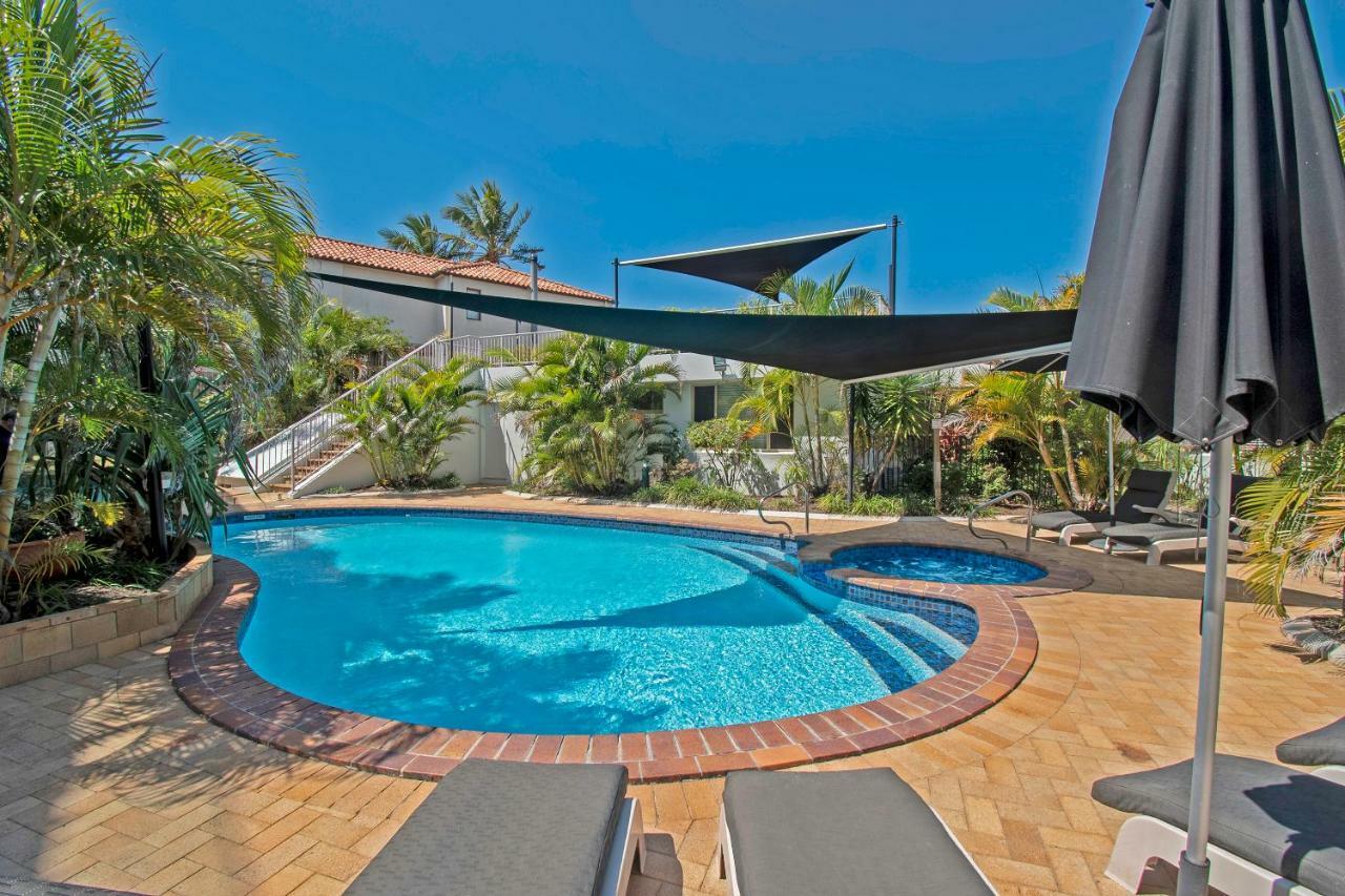 Sandcastles On Currumbin Beachfront, Gold Coast Bagian luar foto